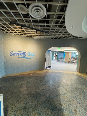 cafeseventyoneentrance